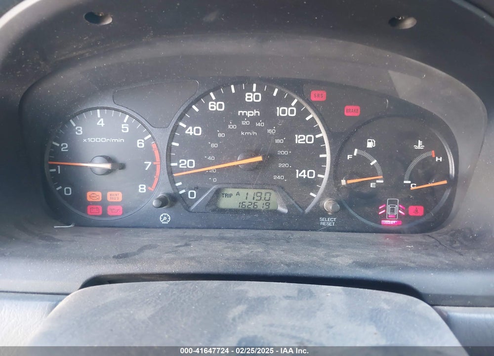2000 HONDA ACCORD 2.3 LX VIN: 1HGCG5540YA005112