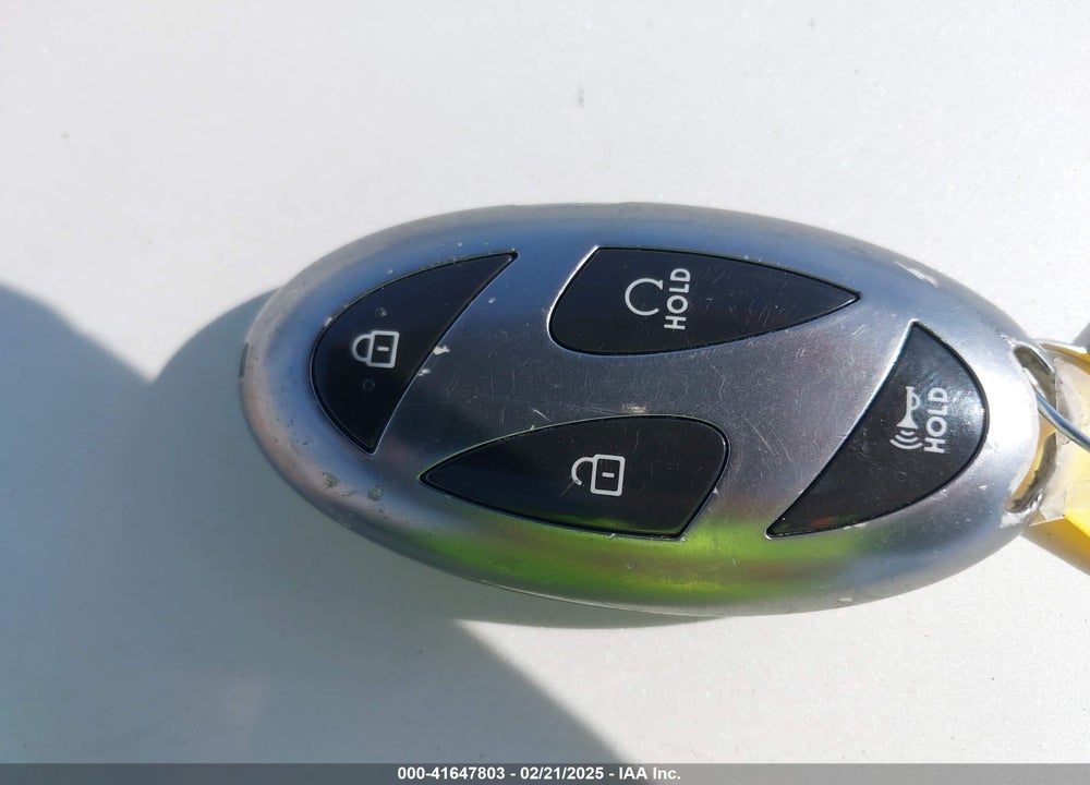 2024 HYUNDAI ELANTRA SEL VIN: KMHLM4DG9RU668803