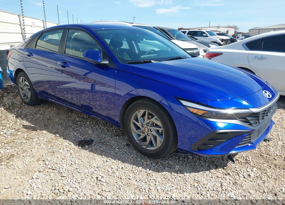 2024 HYUNDAI ELANTRA SEL VIN: KMHLM4DG9RU668803