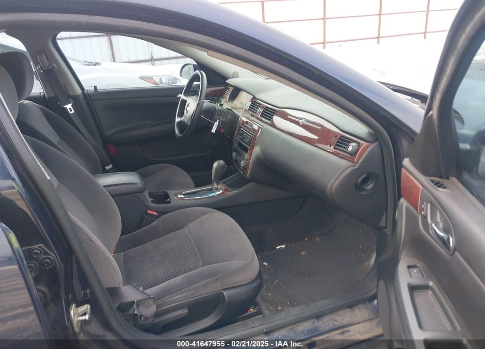 2010 CHEVROLET IMPALA VIN: 2G1WB5EN7A1107745