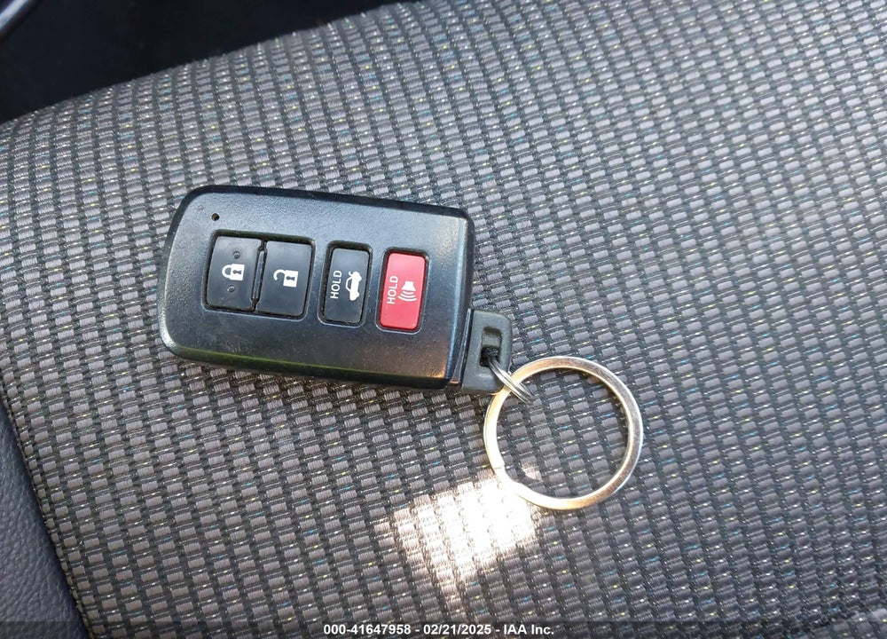 2015 TOYOTA COROLLA VIN: 2T1BURHE3FC384338