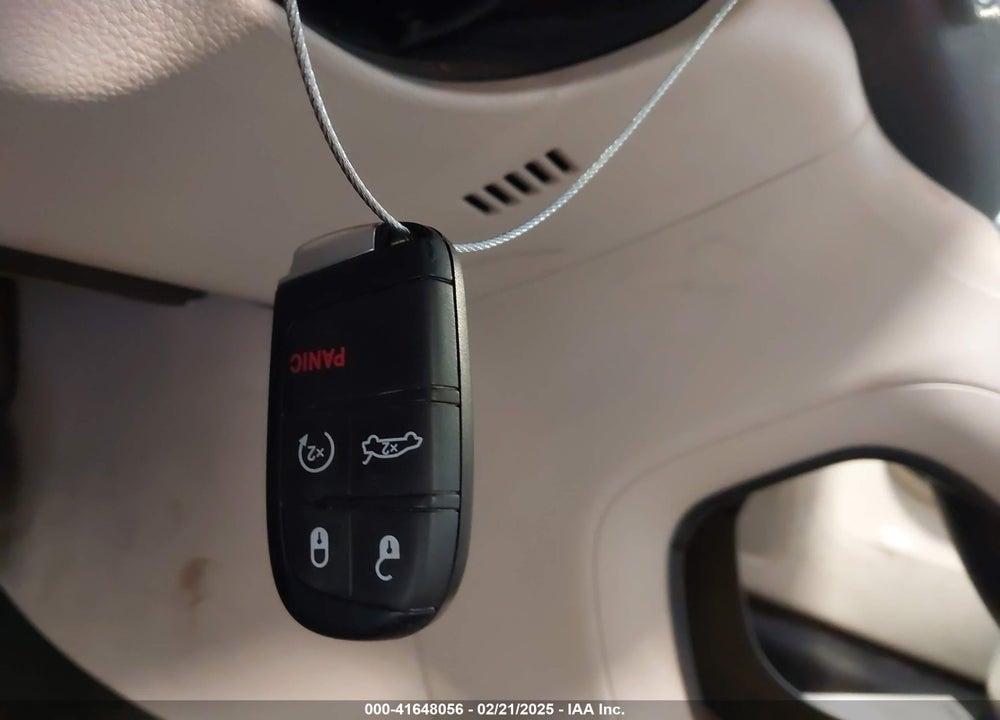 2016 CHRYSLER 200 VIN: 1C3CCCAB0GN168664