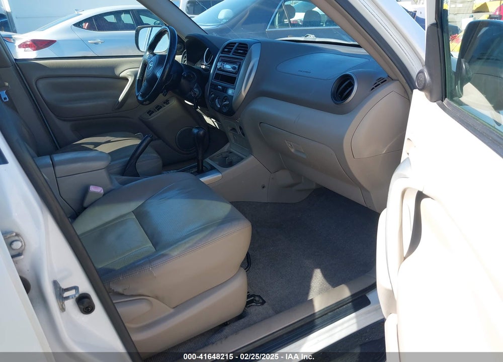 2005 TOYOTA RAV4 VIN: JTEGD20V550051698