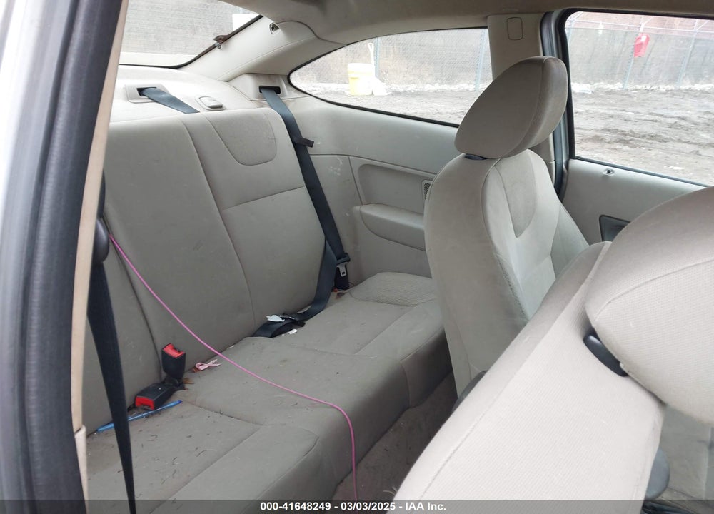 2008 FORD FOCUS S VIN: 1FAHP32N88W129532