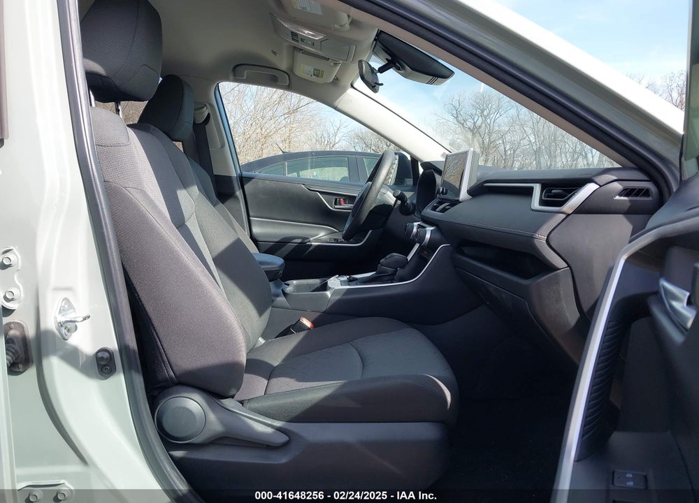 2023 TOYOTA RAV4 XLE VIN: 2T3W1RFV8PW265267