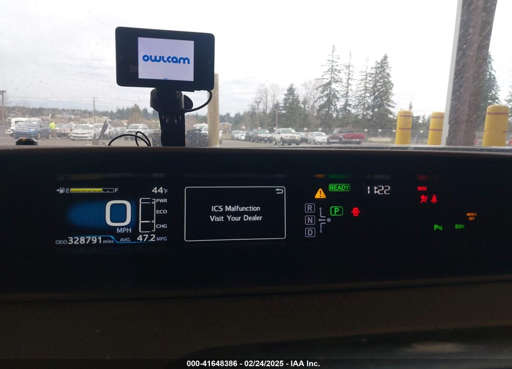 2018 TOYOTA PRIUS TWO VIN: JTDKBRFUXJ3582531