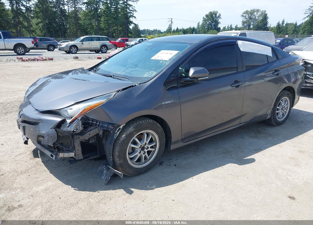 2018 TOYOTA PRIUS TWO VIN: JTDKBRFUXJ3582531