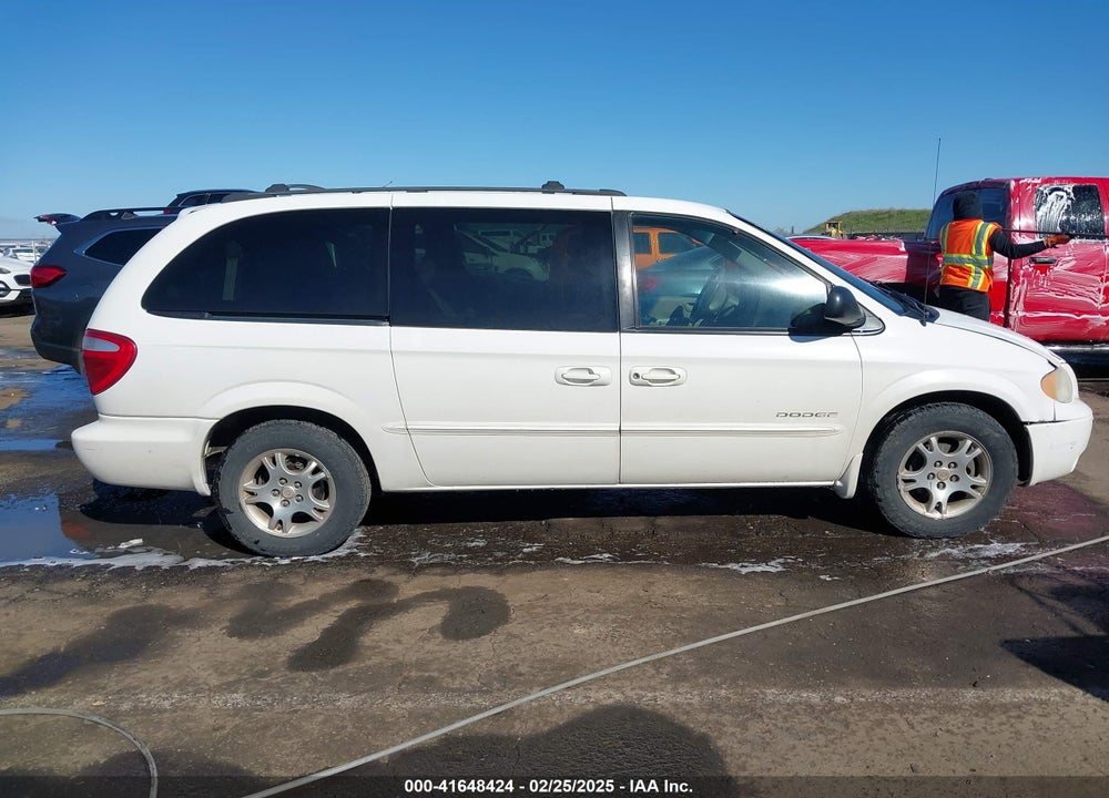 2001 DODGE GRAND CARAVAN SPORT VIN: 2B4GT44L11R179428