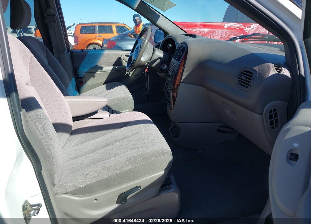 2001 DODGE GRAND CARAVAN SPORT VIN: 2B4GT44L11R179428