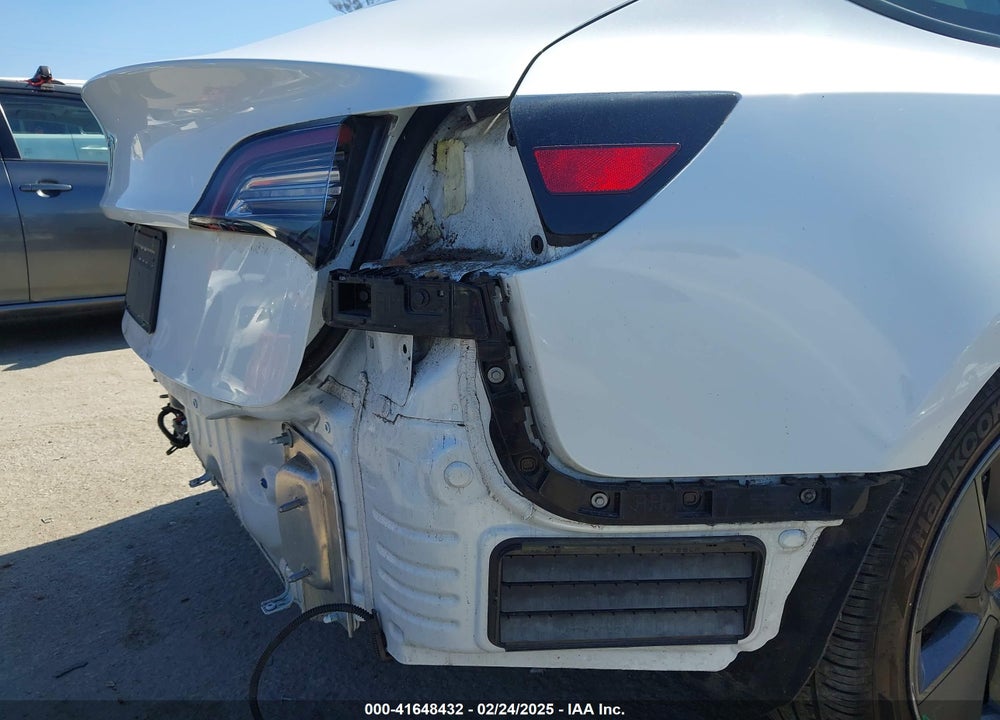 2022 TESLA MODEL 3 VIN: 5YJ3E1EA5NF251126