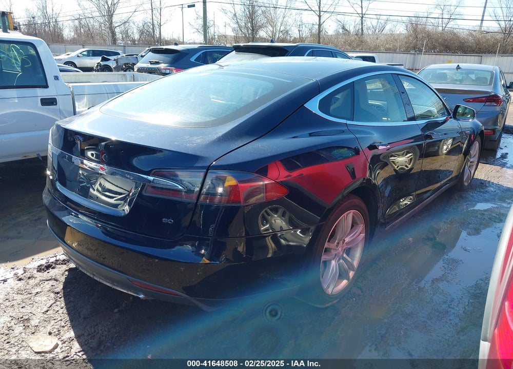 2013 TESLA MODEL S VIN: 5YJSA1CG2DFP14689