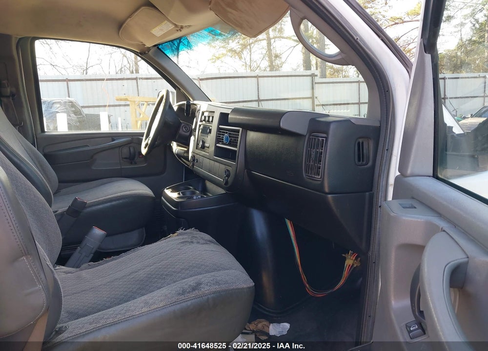 2014 GMC SAVANA 2500 VIN: 1GTW7GCA2E1169201