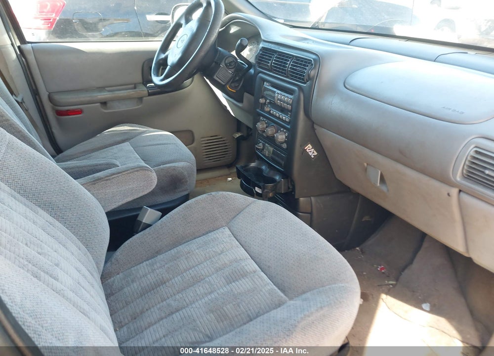 2004 PONTIAC MONTANA M16 W/1SA PKG. VIN: 1GMDX03E24D218553