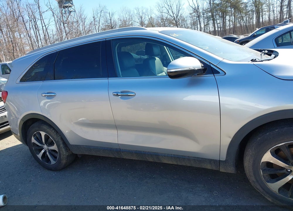 2017 KIA SORENTO 3.3L EX VIN: 5XYPHDA58HG222431