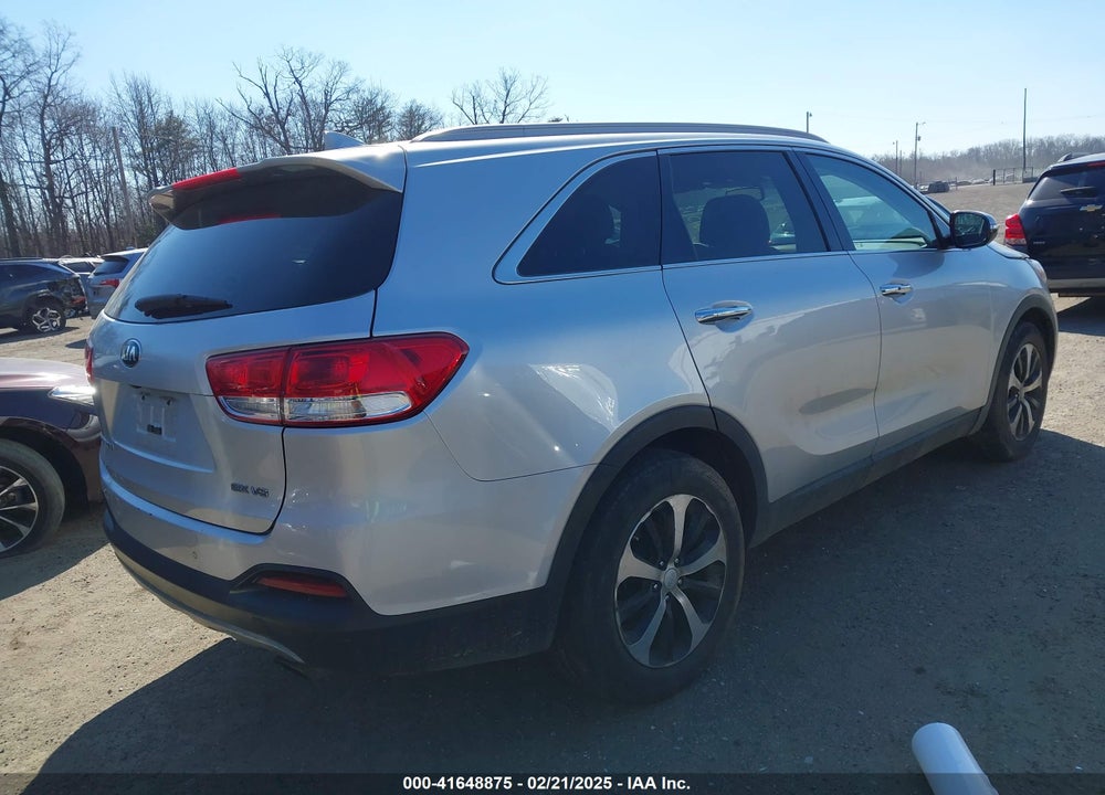 2017 KIA SORENTO 3.3L EX VIN: 5XYPHDA58HG222431