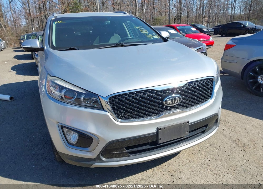 2017 KIA SORENTO 3.3L EX VIN: 5XYPHDA58HG222431