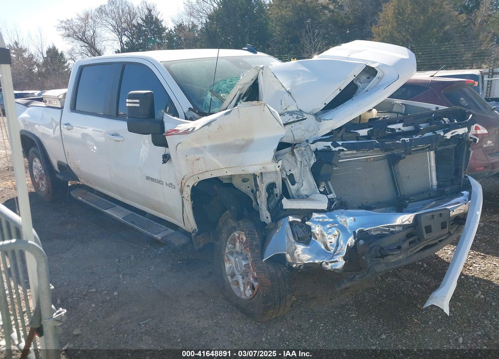 2024 CHEVROLET SILVERADO 2500HD 4WD STANDARD BED LT VIN: 2GC4YNE79R1210305