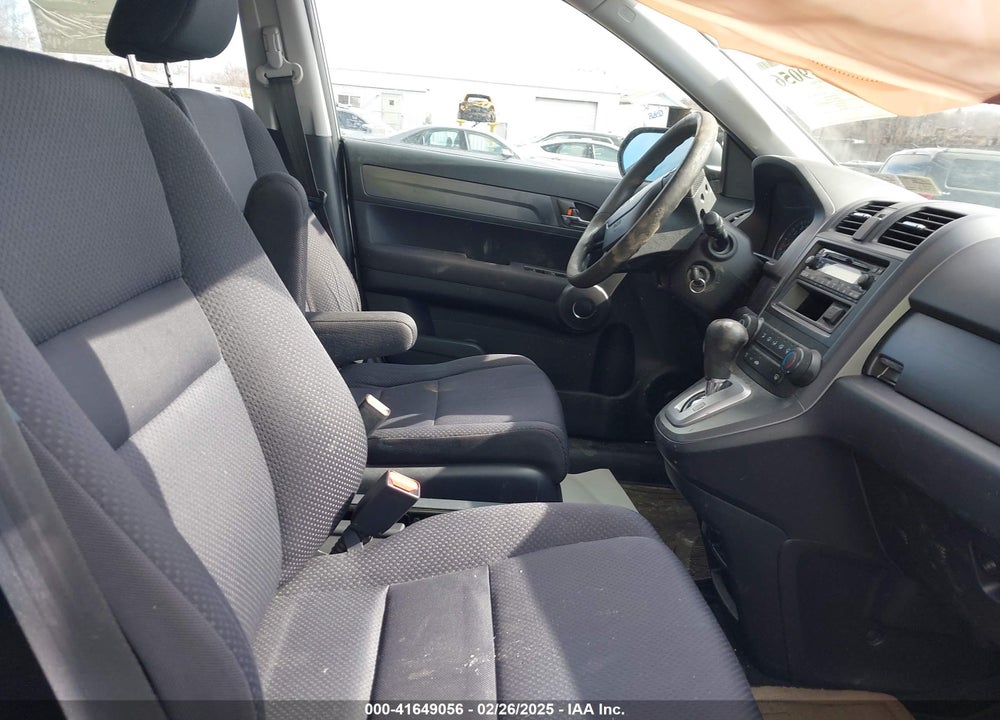 2008 HONDA CR-V LX VIN: JHLRE48338C019413