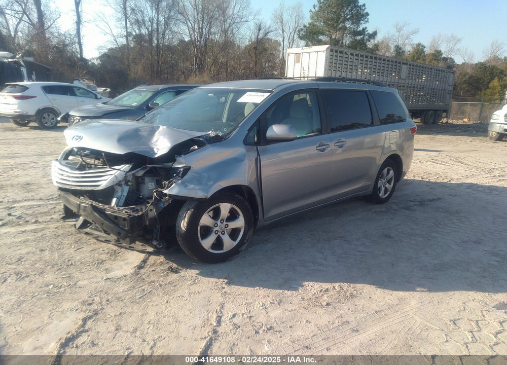 2015 TOYOTA SIENNA VIN: 5TDKK3DC5FS599850