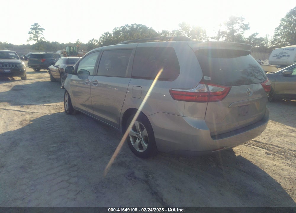 2015 TOYOTA SIENNA VIN: 5TDKK3DC5FS599850
