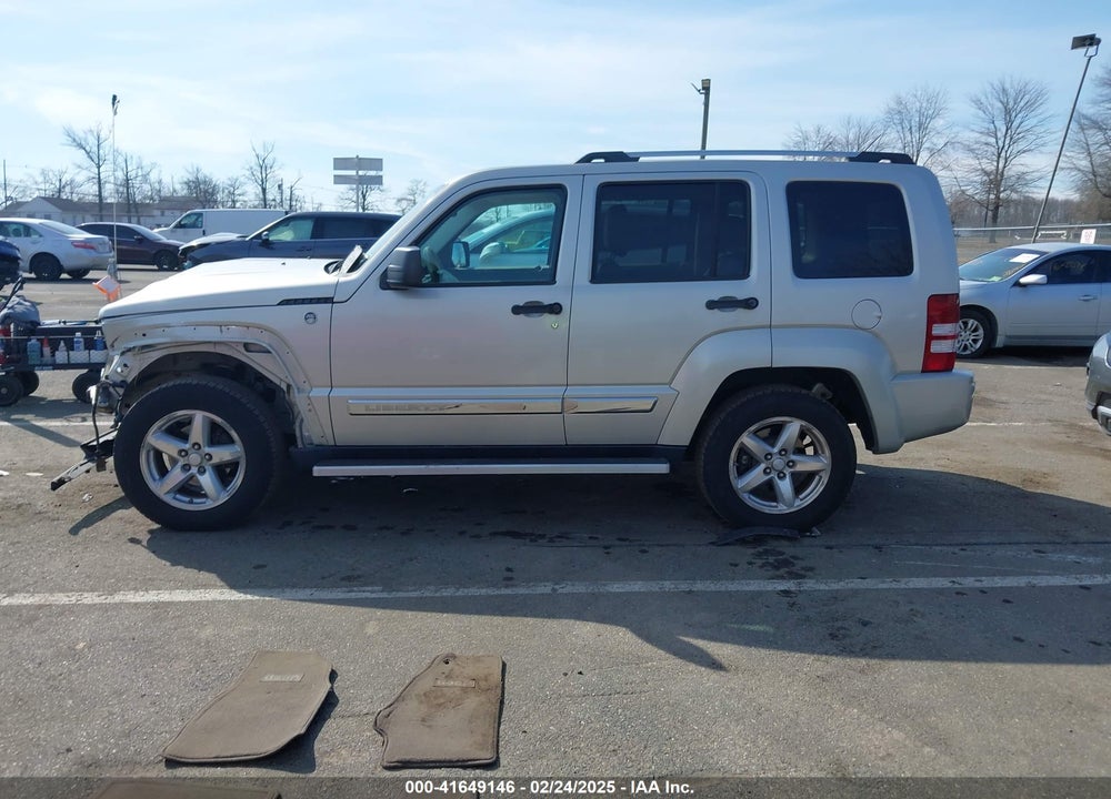 2008 JEEP LIBERTY VIN: 1J8GN58K38W226764
