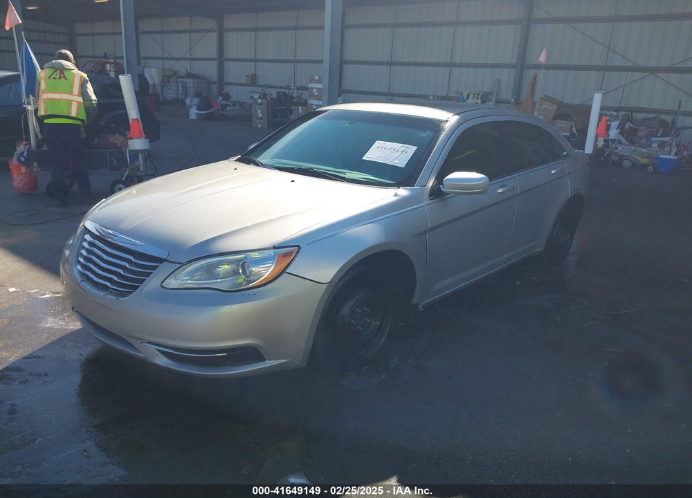 2012 CHRYSLER 200 VIN: 1C3CCBAG1CN170617