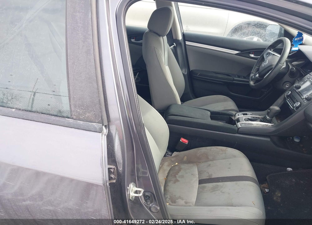 2019 HONDA CIVIC VIN: 2HGFC2F60KH574106