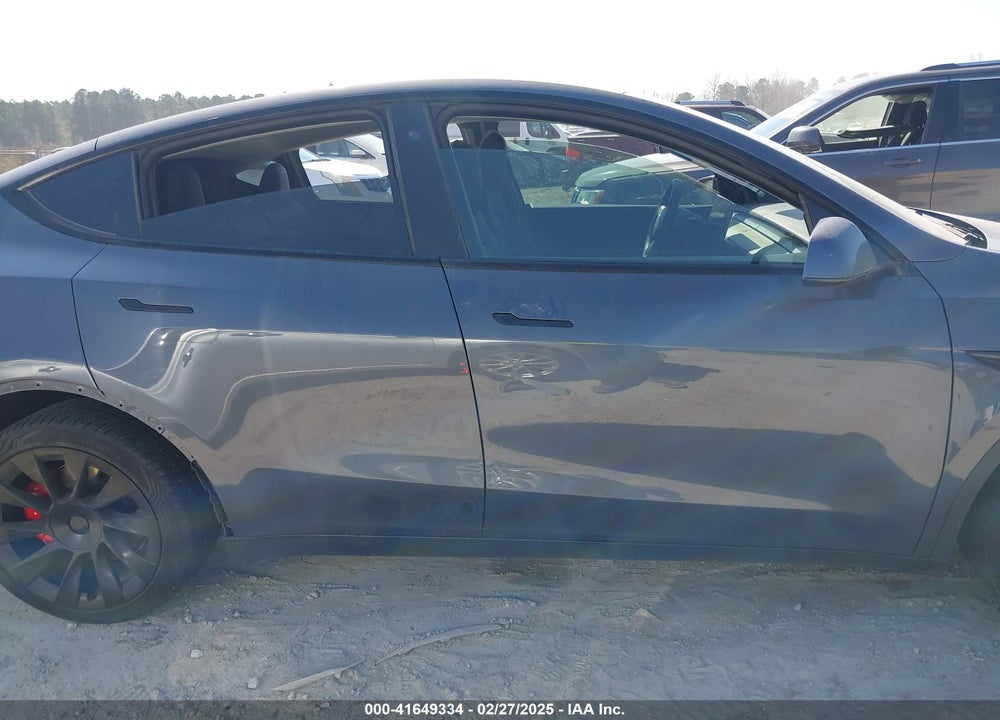 2020 TESLA MODEL Y VIN: 5YJYGDEEXLF045883