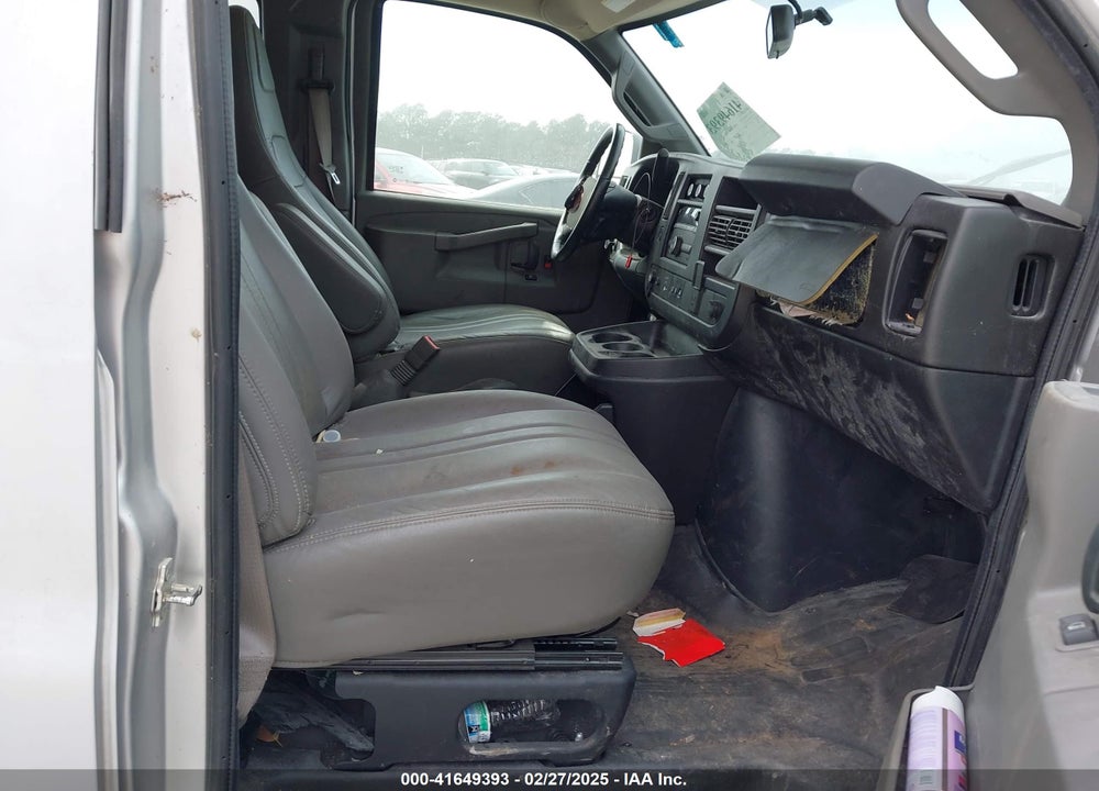 2020 CHEVROLET EXPRESS PASSENGER RWD 2500 REGULAR WHEELBASE LS VIN: 1GAWGEFP0L1263765