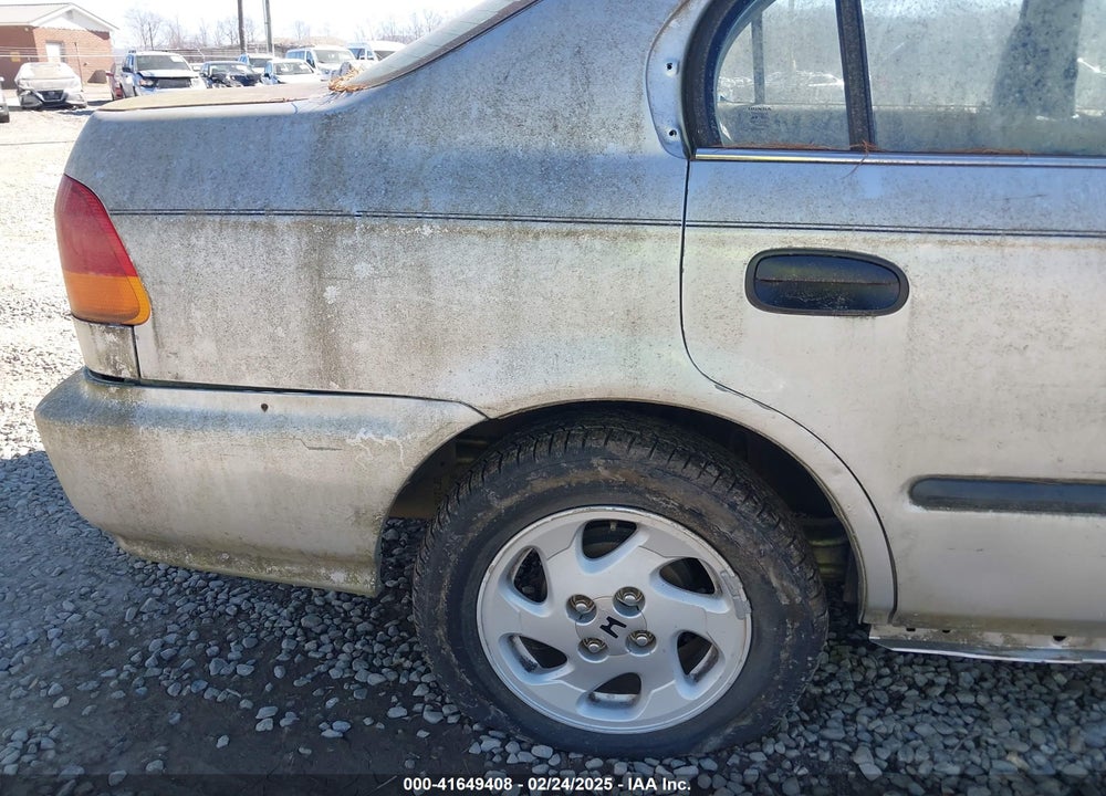1997 HONDA CIVIC VIN: 2HGEJ667XVH508376