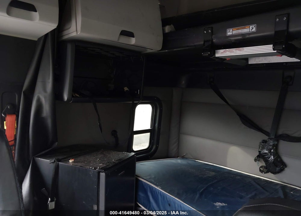 2019 FREIGHTLINER NEW CASCADIA 126 VIN: 3AKJHHDR1KSHU7466