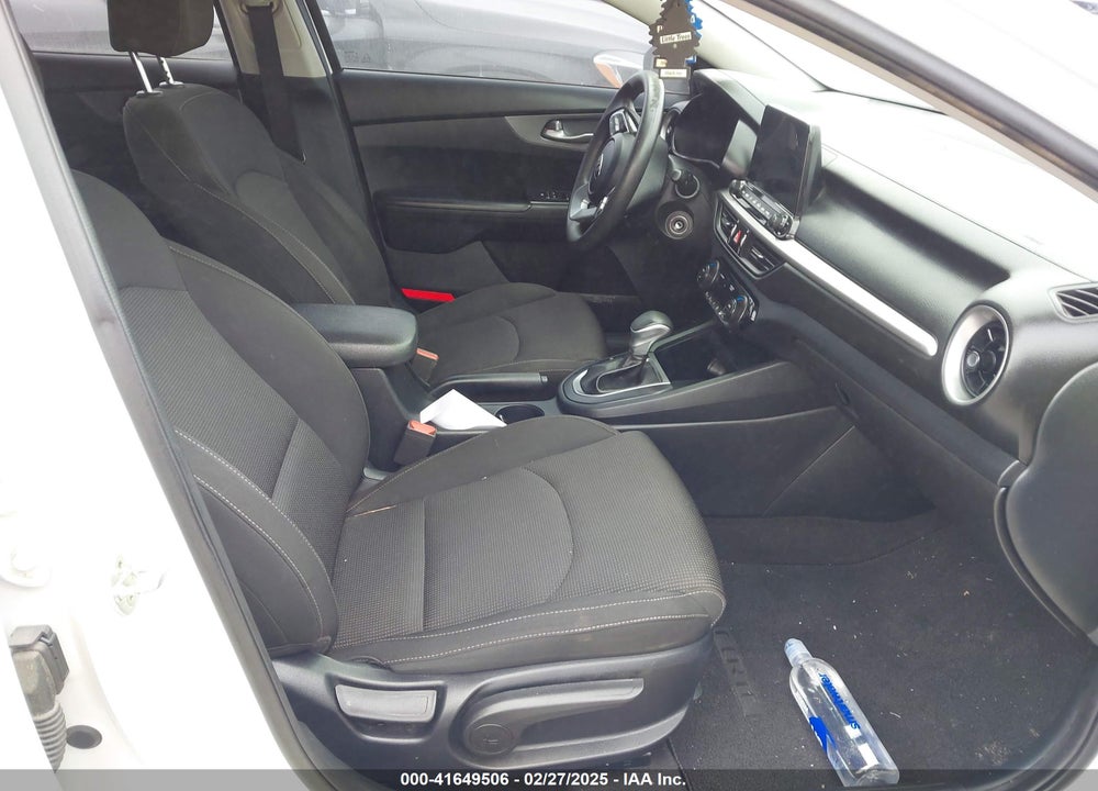 2019 KIA FORTE VIN: 3KPF24ADXKE127538
