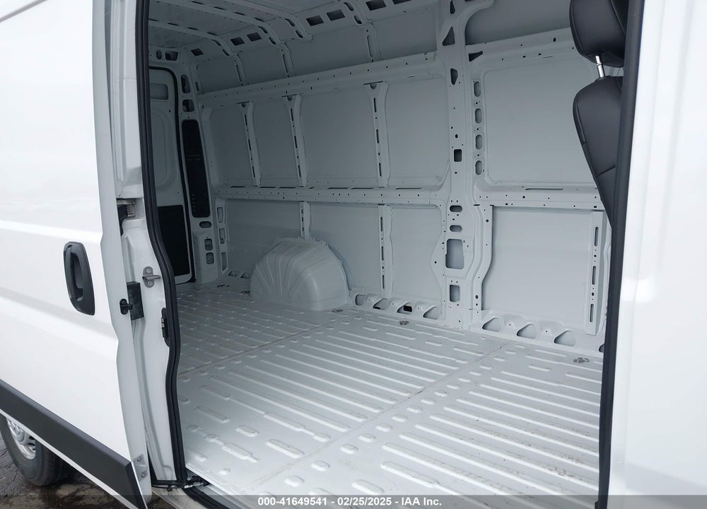 2025 RAM PROMASTER 3500 CARGO VAN TRADESMAN HIGH ROOF 159 WB EXT VIN: 3C6MRVJG6SE517756