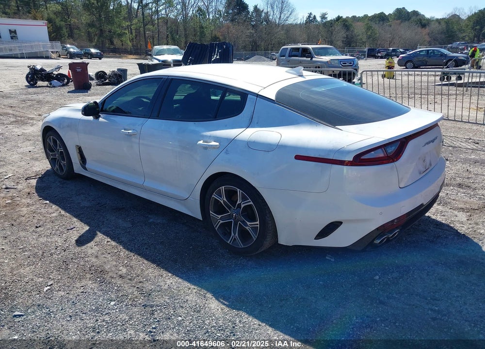 2020 KIA STINGER VIN: KNAE15LA3L6081076