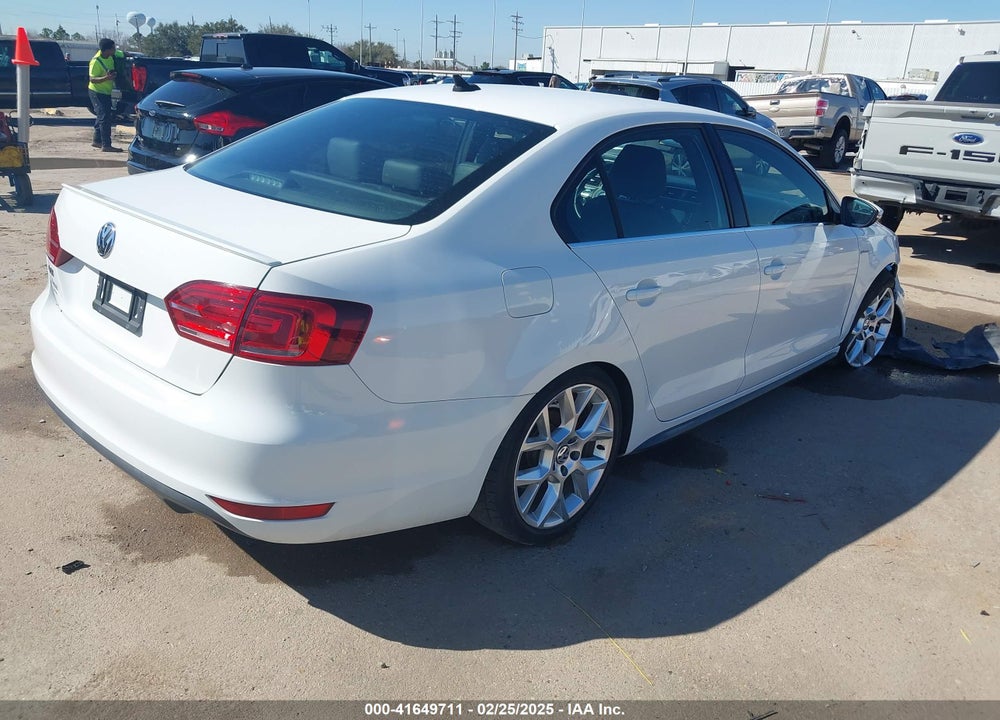 2014 VOLKSWAGEN JETTA VIN: 3VW4S7AJ3EM278162