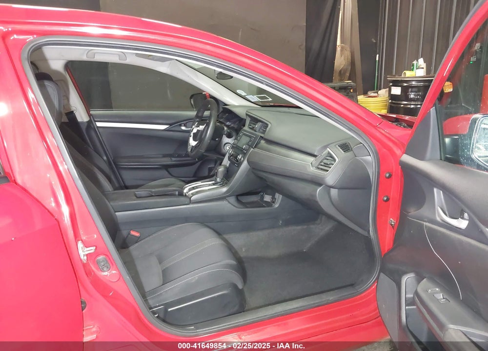 2016 HONDA CIVIC VIN: 2HGFC2F55GH539432