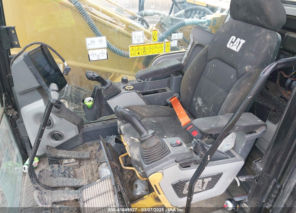 2021 CATERPILLAR 326 7B EXCAVATOR VIN: CAT00326CMFJ10247