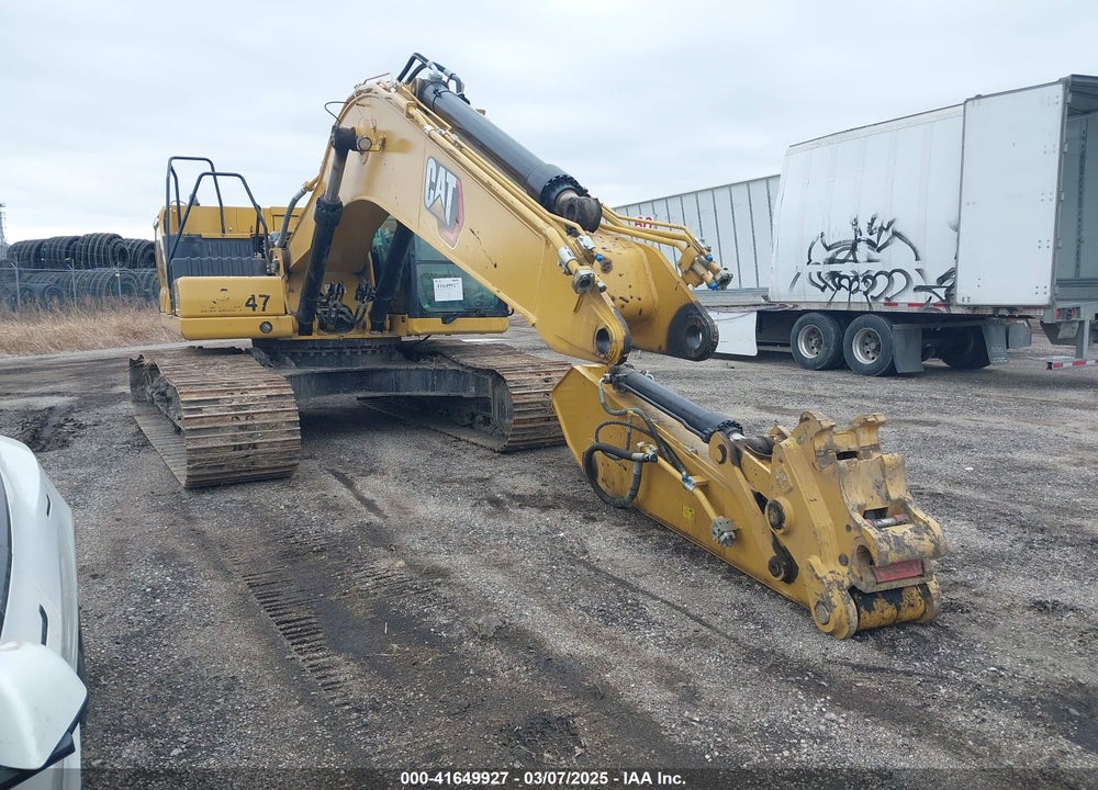 2021 CATERPILLAR 326 7B EXCAVATOR VIN: CAT00326CMFJ10247