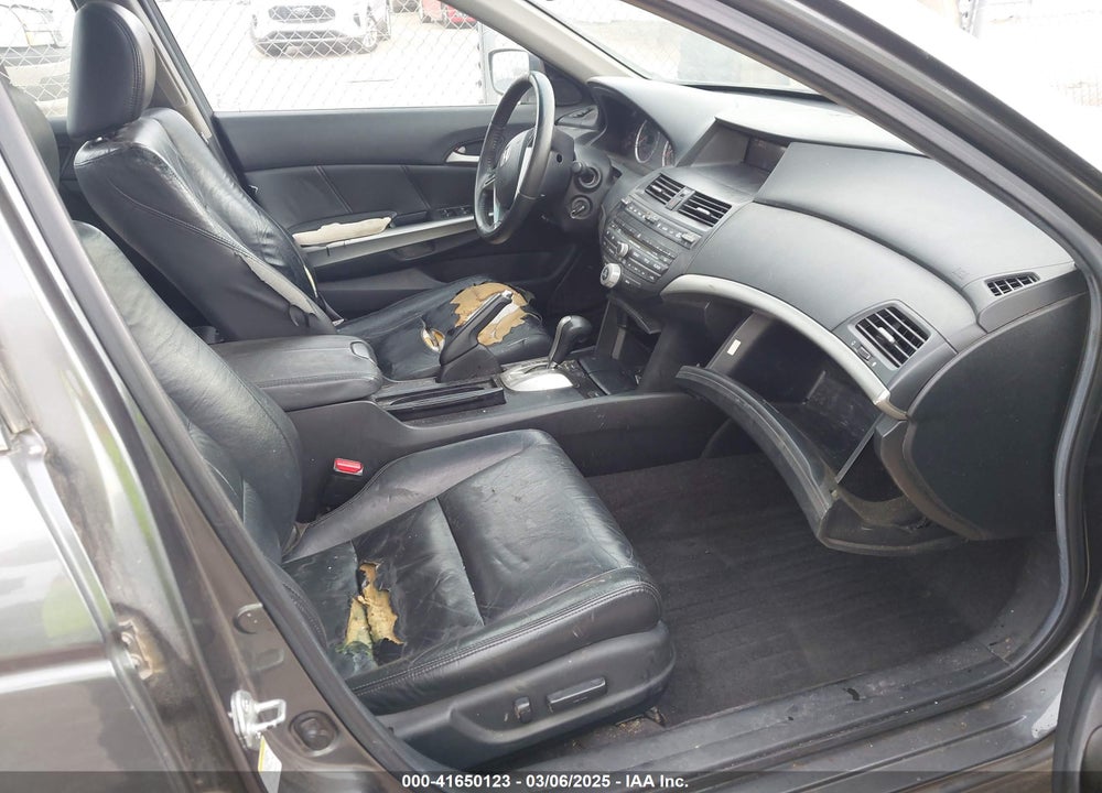 2008 HONDA ACCORD VIN: 1HGCP36818A008736