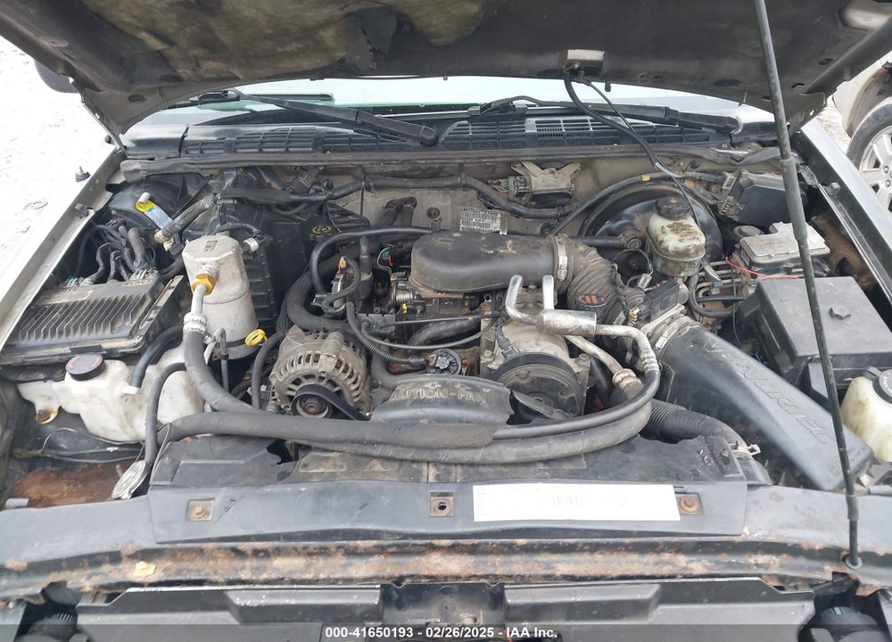 2000 CHEVROLET S-10 LS VIN: 1GCCT19W5Y8126983