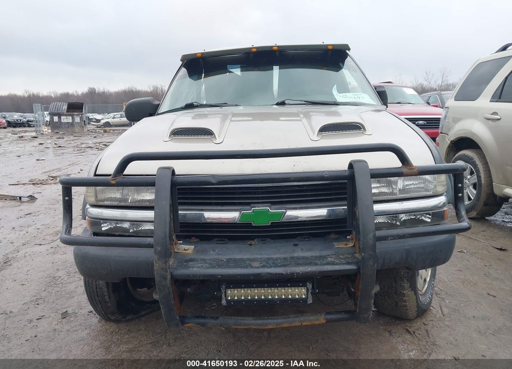 2000 CHEVROLET S-10 LS VIN: 1GCCT19W5Y8126983