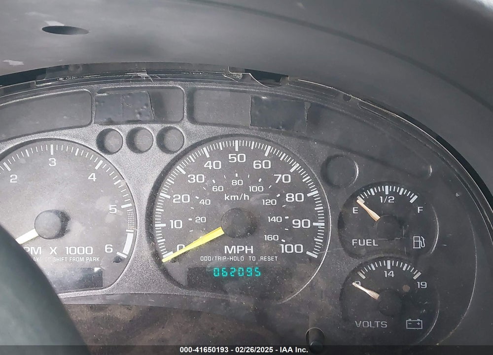 2000 CHEVROLET S-10 LS VIN: 1GCCT19W5Y8126983