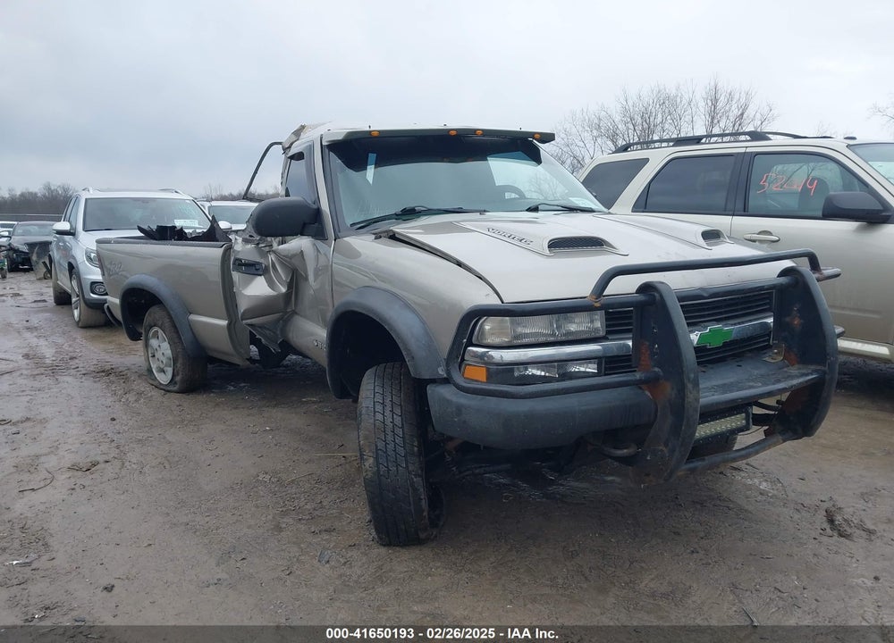2000 CHEVROLET S-10 LS VIN: 1GCCT19W5Y8126983