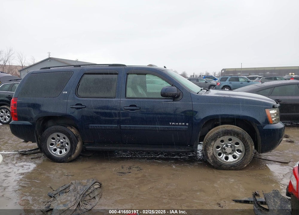 2007 CHEVROLET TAHOE VIN: 1GNFK13017J110542