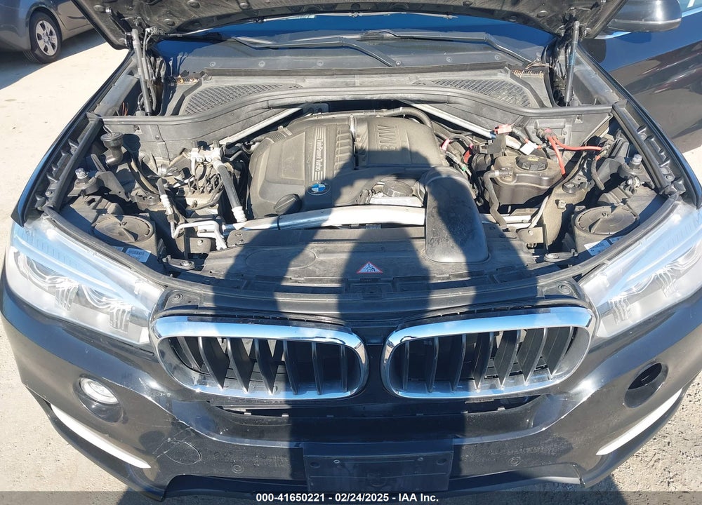 2015 BMW X5 VIN: 5UXKR2C51F0H37638