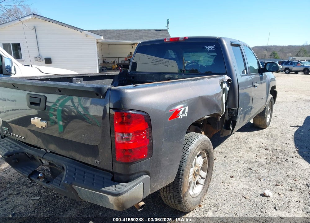 2010 CHEVROLET SILVERADO 1500 VIN: 1GCSKSE33AZ137416