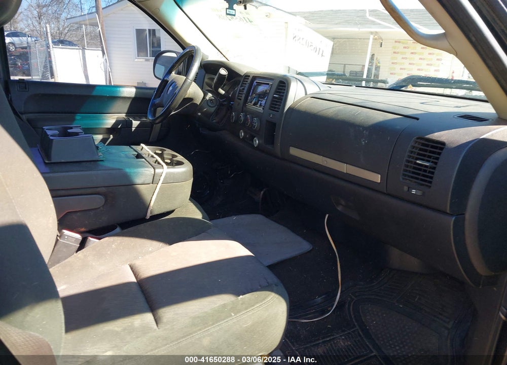 2010 CHEVROLET SILVERADO 1500 VIN: 1GCSKSE33AZ137416