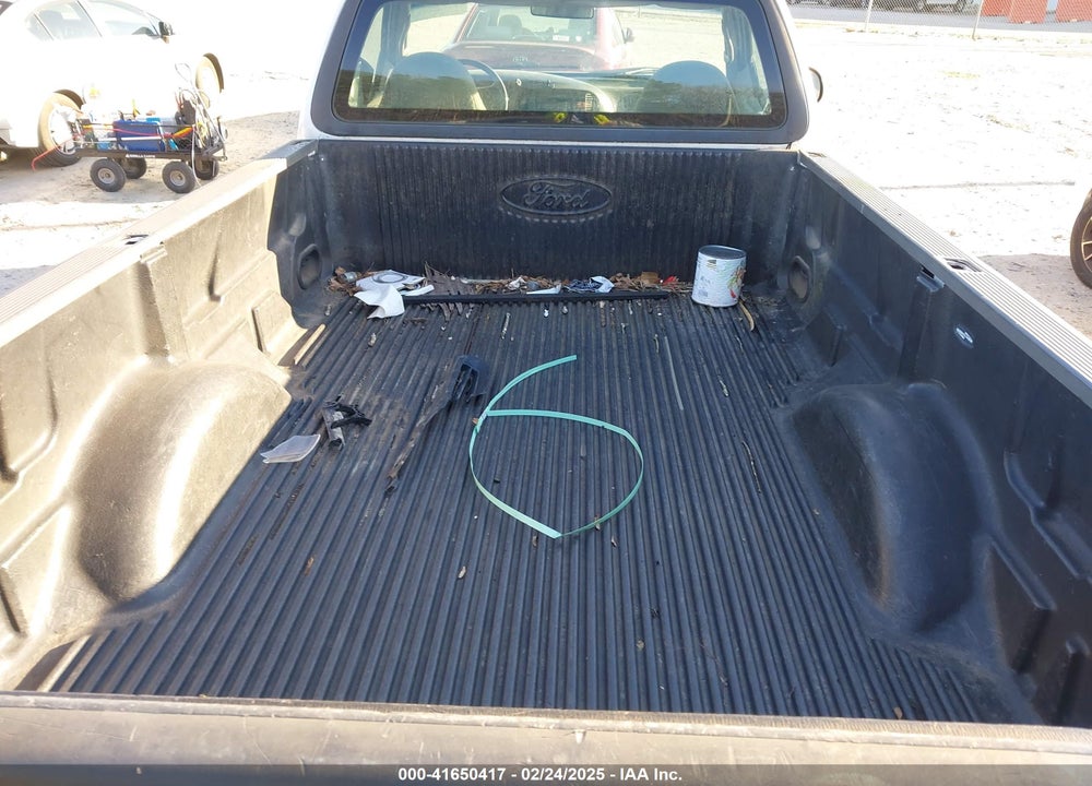 2001 FORD F-150 XL/XLT VIN: 1FTRF17W81NA20197