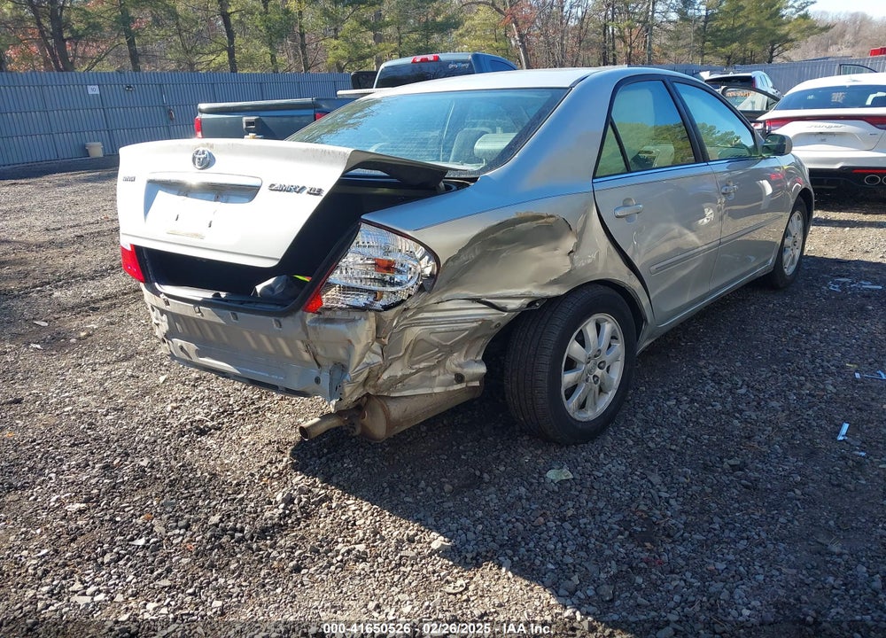 2002 TOYOTA CAMRY XLE VIN: 4T1BE30K22U579352