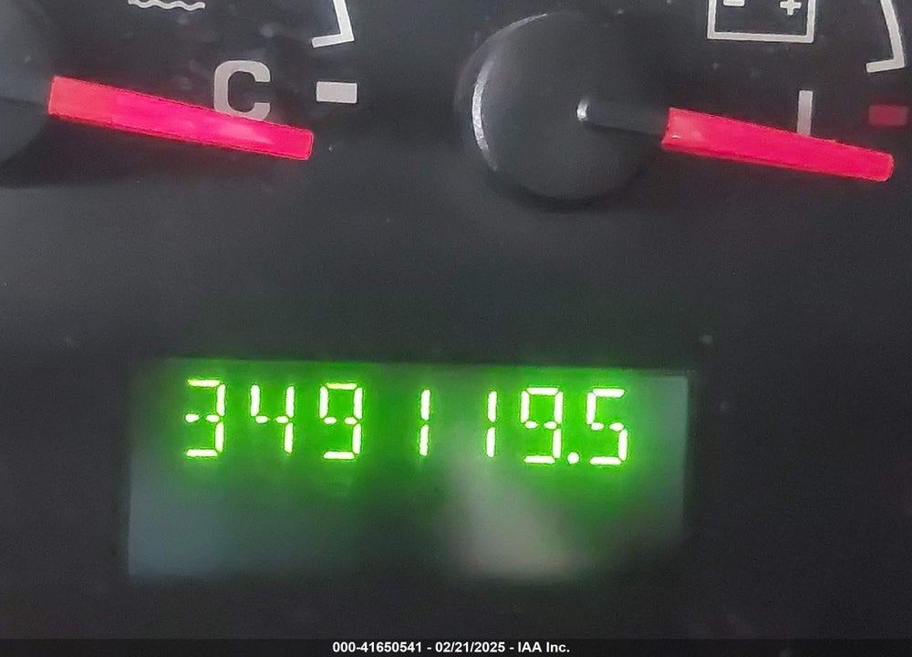 2004 FORD E-250 VIN: 1FTNE24L84HA30104